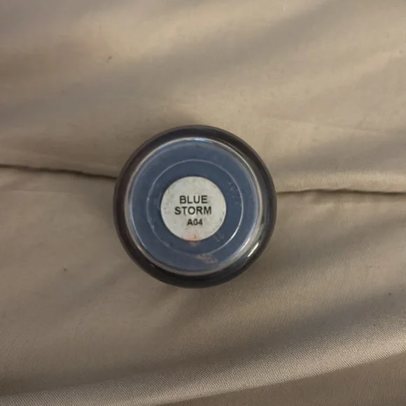 Discontinued Blue storm MAC pigment original jar - Picture 2 of 3